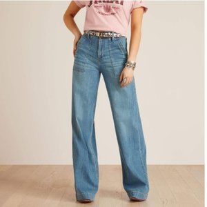 NWOT Ariat Jazmine Wide Leg Jeans, size 31L